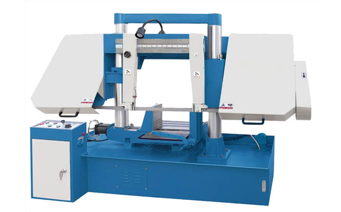 Bandsaw Machine